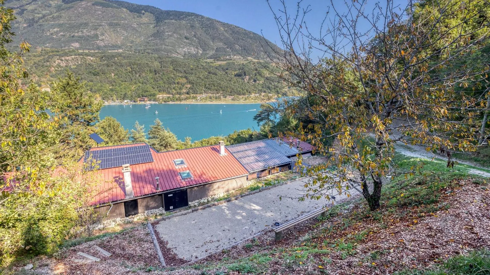 Holiday home La Maison Du Lac - Passerelles De Monteynard Lavars
